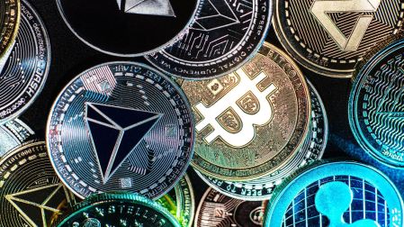 ¿Qué es una 'caja fría' de criptomonedas? Así funciona y qué tan segura puede ser.