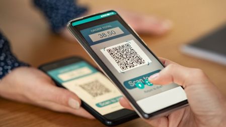 ¿Adiós billetes? Sheinbuam anuncia ley para reducir el uso de efectivo en México