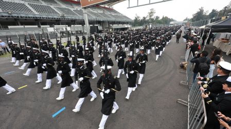 Semar realiza ensayo del desfile militar