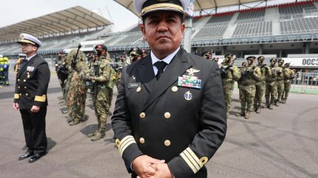 Semar realiza ensayo del desfile militar