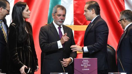 Paquete Económico 2027: Hacienda prevé menor déficit fiscal y récord de ingresos tributarios.