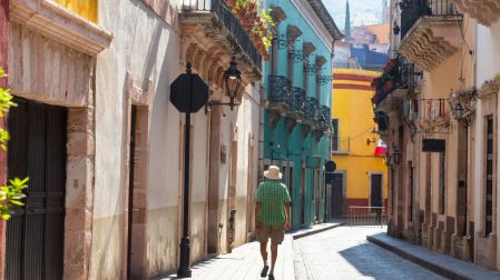México busca cobrar 35% más a turistas internacionales: ¿cuánto pagarían?