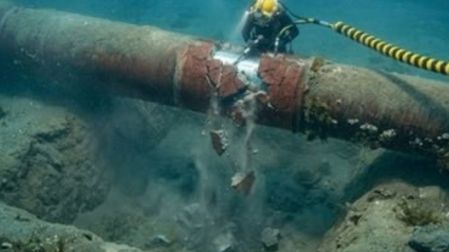 Pemex con 70% de avance en reparación de ducto tras derrame en el Golfo de México