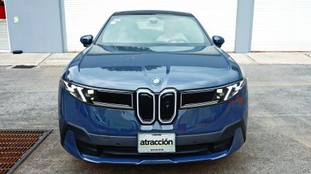 BMW iX3