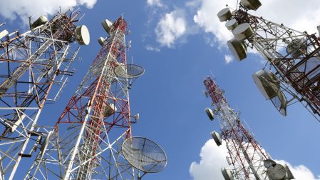 México busca impulsar la conectividad y la inversión pese al alto costo del espectro: GSMA.