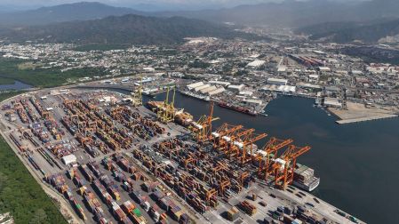Guerra comercial EU-China impacta a Manzanillo; afectan los aranceles
