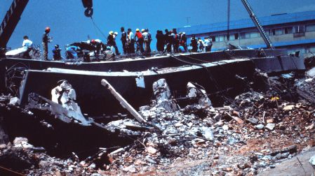 Las ruinas del Hospital General de México tras el temblor de 1985.