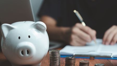 ¿Cuánto dinero tienes en tu Afore? Así puedes saber si estás cotizando correctamente.
