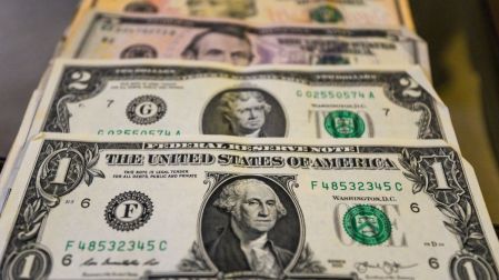 Se acabó la fiesta para el superpeso: ¿Qué pasó con el tipo de cambio?