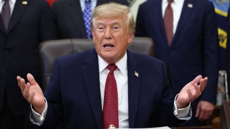 Trump exige la renuncia de Jerome Powell por sobrecostos en renovación del edificio de la Fed