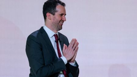 Advertencia en Wall Street: Anthropic admite que la IA avanzada amenaza a la humanidad
