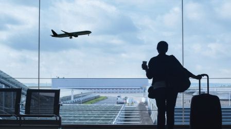 Pese a tensiones globales y alza de costos, mexicanos seguirán viajando al extranjero.