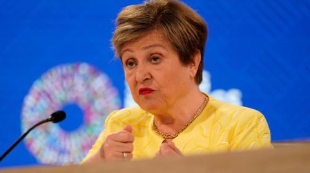 Alerta del FMI: Energía cara, deuda récord y el 'efecto IA' amenazan la economía mundial