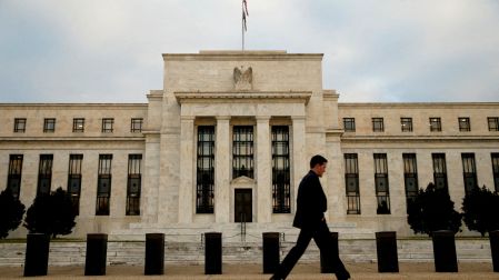 Colombia impulsó al peso mexicano; dólar se fortalece