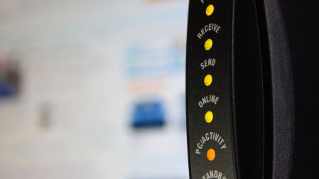 Internet de 200 pesos al mes: The CIU advierte que aún es caro para hogares de bajos recursos.