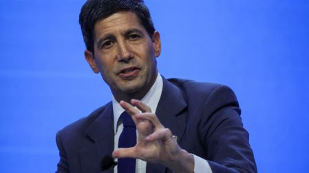 Alerta de los bancos centrales: La inversión en IA presiona a la inflación mundial
