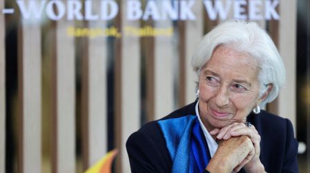 Alerta de los bancos centrales: La inversión en IA presiona a la inflación mundial