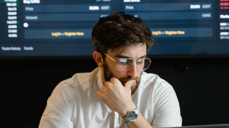 Burnout: expertos en inteligencia artificial sufren más agotamiento laboral.