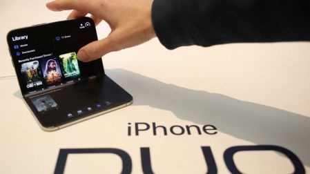 Apple reconoce fallas en la pantalla del iPhone Duo; reemplazará los equipos afectados.