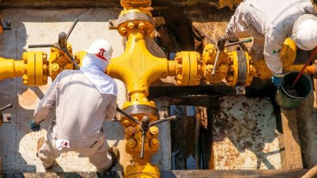 Pemex acumula pérdidas por 427 mil 600 mdp por huachicol.