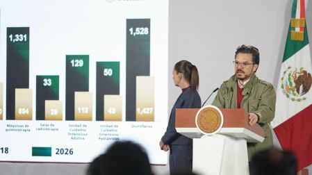 Destacó que la estrategia surgió del diálogo directo con el personal, piso por piso, en cada hospital.