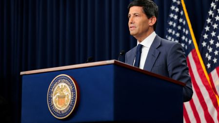Fed frena las alzas y mantiene las tasas en el rango de 3.75% a 4.00% en octubre
