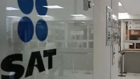 ¿Se heredan? Esto pasa con las deudas del SAT cuando muere un familiar.