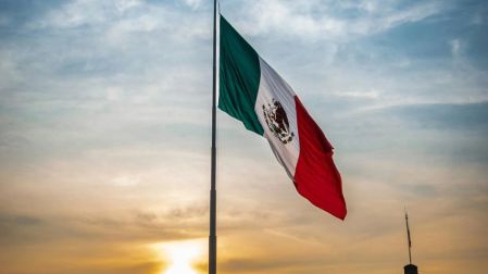 México está bien posicionado ante el complejo entorno internacional: Hacienda.
