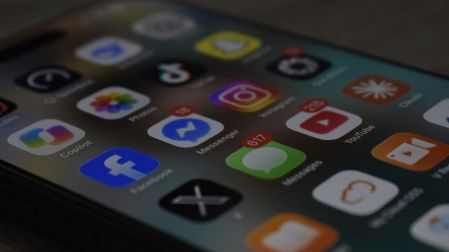 Plataformas digitales deberán reforzar la protección de menores en México.