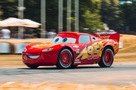 El Rayo McQueen se hizo presente en el Festival de la Velocidad de Goodwood