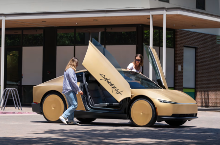 El Cybercab de Tesla ha generado dudas en el mercado financiero.