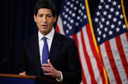 ¿Por qué la Fed subió las tasas de interés? Esto dijo Kevin Warsh