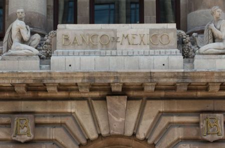 Banxico se frena frente a la Fed: Las razones para no subir la tasa de interés