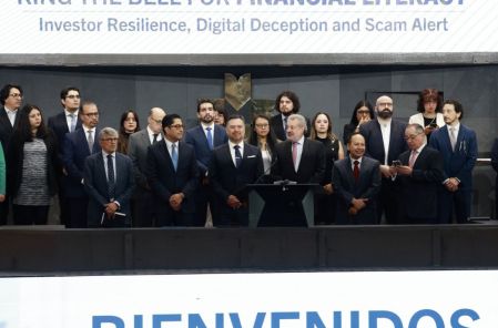 BMV: la tecnología cambia la forma de ahorrar, invertir y tomar decisiones financieras.