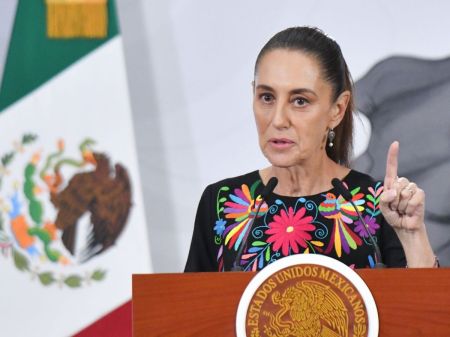 Sheinbaum responde a amenaza de Trump de no renovar el T-MEC: “Beneficia a los tres países”