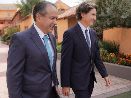 En el Foro Mundial de Energía Solar, Justin Trudeau reconoció a Hermosillo por sus patrullas eléctricas y su vanguardia en energías renovables.