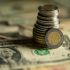 Peso resiste pese a expectativas de menor crecimiento del PIB en México.