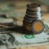 Dólar presiona al peso; toca niveles no vistos desde abril.