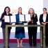 Aunado a lo anterior busca también establecer una pena de 50 a 70 años de prisión para quien prive de la vida a una mujer por razones de género.