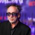 Tim Burton construyó un universo cinematográfico único con personajes excéntricos y una imaginación que marcó a generaciones.