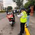 Las autoridades viales exhortaron a los repartidores y motociclistas a no caer en prácticas que pongan en riesgo su patrimonio y su vida.