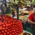 Inflación en México acelera a 3.42%; el jitomate fue el que más subió de precio.