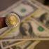 Peso mexicano pierde atractivo; prevén que seguirá depreciándose frente al dólar.