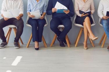 EU crea menos puesto de trabajo en junio, pero el desempleo baja al 4.2%.