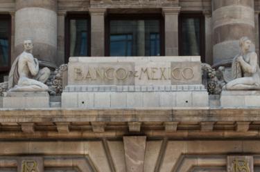 Encuesta Banxico: ¿Por qué el sector privado redujo la expectativa de crecimiento para 2026?