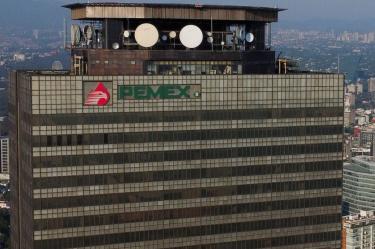 Pemex reconoce nueva fuga de hidrocarburos en Salina Cruz, Oaxaca