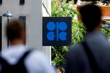 OPEP reduce producción de crudo por guerra en Oriente Medio; cae un 30%