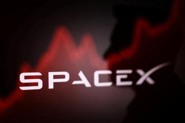 Debut de SpaceX rompe récords; expertos advierten que no se logre sostener