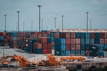 Aduanas recaudan más de 3 mil mdp diarios; fortalecen combate al comercio ilícito.