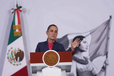 Sheinbaum buscará que se reduzcan aranceles al acero y autos en revisión del T-MEC
